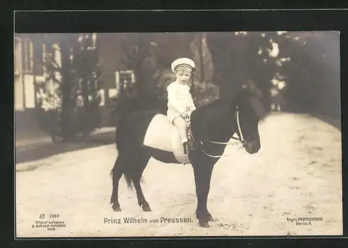 AK Prinz Wilhelm von Preussen, auf seinem Pony sitzend