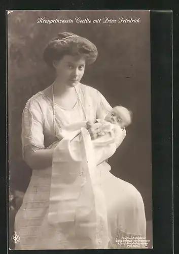 AK Kronprinzessin Cecilie, gemeinsam mit dem Prinzen Friedrich