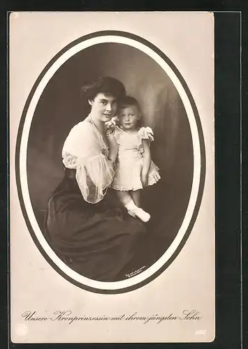 AK Kronprinzessin Cecilie, gemeinsam mit ihrem jüngsten Sohn