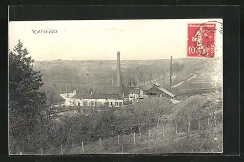 AK Ravieres en Bourgogne, Blick auf die Fabrik am Kanal