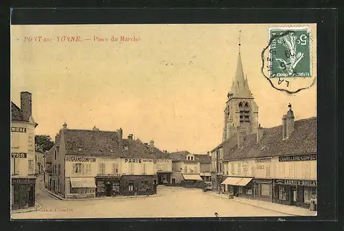 AK Pont-sur-Yonne, Place du Marche, L`Eglise