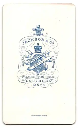 Fotografie Jackson & Co, Southsea, Palmerston Road, Portrait junge Frau mit Spitzenkragen