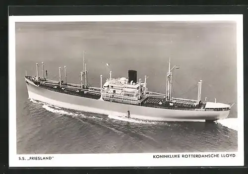 AK Handelsschiff S.S. Friesland in voller Fahrt