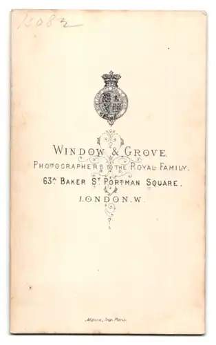 Fotografie Window & Grove, London-W, 63 A, Baker St., Portrait modisch gekleideter Herr mit Oberlippenbart