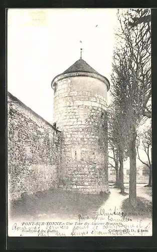 AK Pont-sur-Yonne, Une Tour des Anciens Remparts