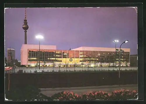 AK Berlin, Palast der Republik am Abend