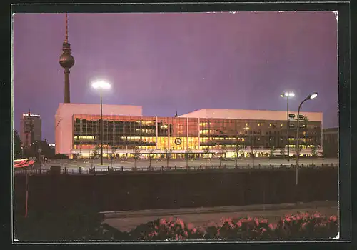AK Berlin, Palast der Republik, Fernsehturm zur Dämmerung