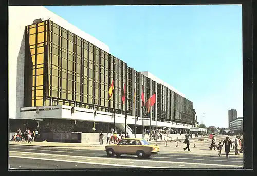 AK Berlin, Palast der Republik, Automobil, Besucher