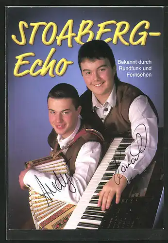 AK Musikerduo Stoaberg-Echo mit freundlichem Lächeln, Autograph