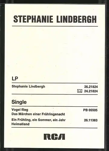 AK Musikerin Stephanie Lindbergh mit freundlichem Lächeln, Autograph