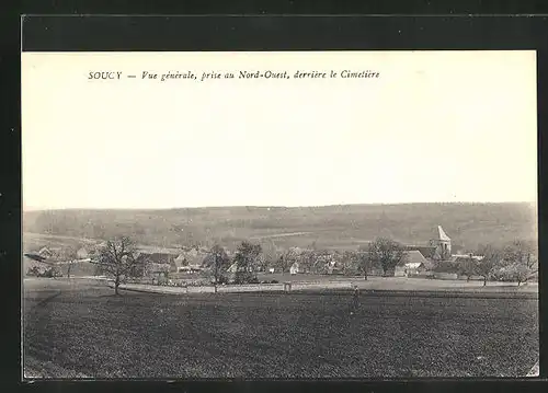 AK Soucy, Vue générale, prise au Nord-Ouest, derrière le Cimetière