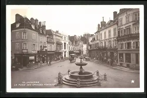 AK Auxerre, La Place des Grandes Fontaines