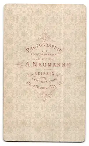 Fotografie A. Naumann, Leipzig, Dorotheen-Strasse 12, bürgerliche Frau im Portrait