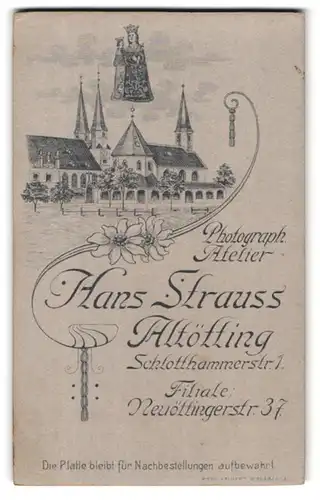 Fotografie Hans Strauss, Altötting, Schlotthammerstr. 1, Ansicht Altötting, Kirche & Marienbildnis, vord. Frau in Bluse