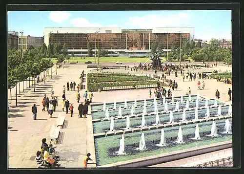 AK Berlin, Palast der Republik mit Fontänen
