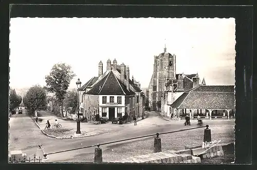 AK Seignelay, La Place de l`Eglise St-Martial