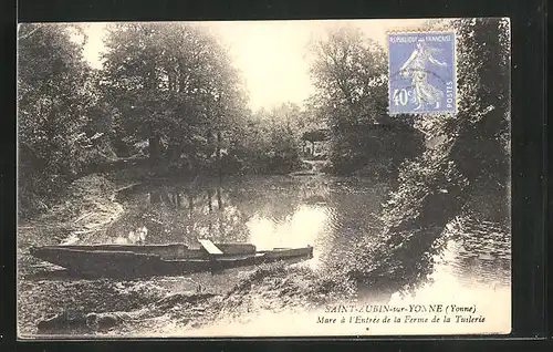 AK St-Aubin-sur-Yonne, Mare à l`Entrée de la Ferme de la Tuilerie