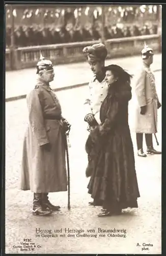AK Herzog und Herzogin von Braunschweig im Gespräch mit dem Grossherzog von Oldenburg