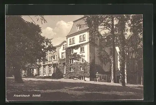 AK Friedrichsruh, Efeu beranktes Schloss