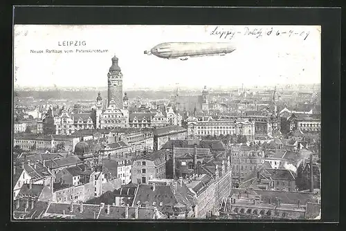 AK Leipzig, Zeppelin und Neues Rathaus vom Peterskirchturm