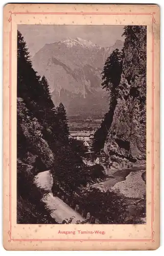 Fotografie unbekannter Fotograf, Ansicht Pfäfers, Ausgang Tamina-Weg mit Blick zum Ort