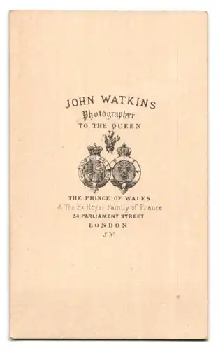 Fotografie John Watkins, London, 34, Parliament Street, Portrait älterer Herr in zeitgenössischer Kleidung