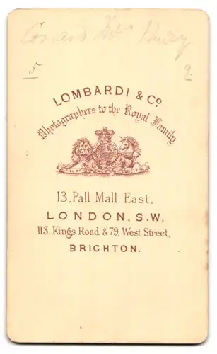 Fotografie Lombardi & Co., London, 13 Pall Mall East, alte Frau mit Haube