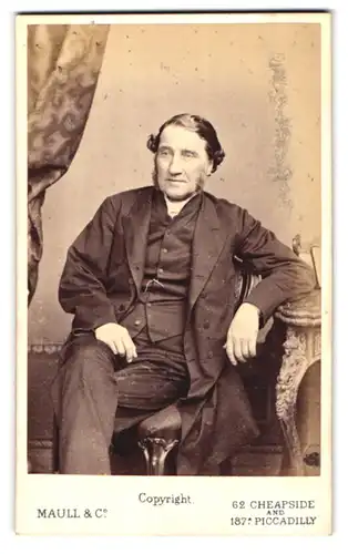 Fotografie Maull & Co., London, 187 Cheapside, älterer Herr im Anzug