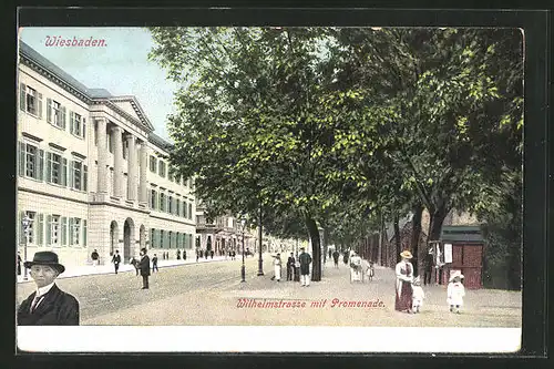 AK Wiesbaden, Wilhelmstrasse mit Promenade