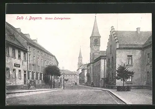 AK Selb /Bayern, Untere Ludwigstrasse mit Kirche