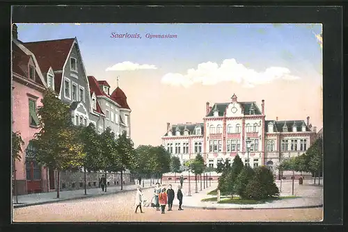 AK Saarlouis, Gymnasium bei Dämmerung