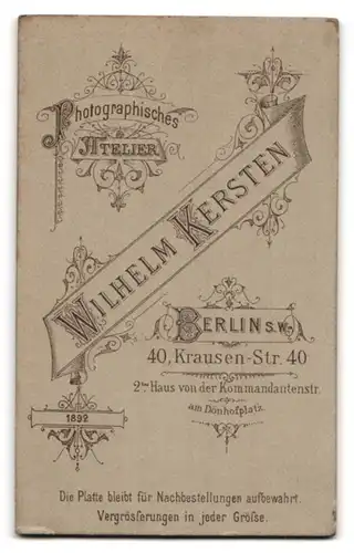 Fotografie Wilhelm Kersten, Berlin, Krausenstr. 40, Geschwister im eleganten Kleid