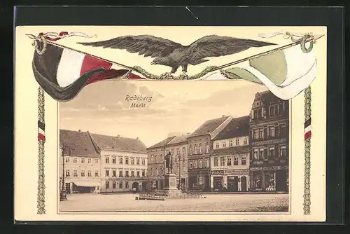 AK Radeberg, Markt mit Geschäften und Denkmal, Adler mit Fahnen