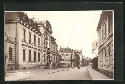 AK Meerane i. Sa., Poststrasse mit Passanten