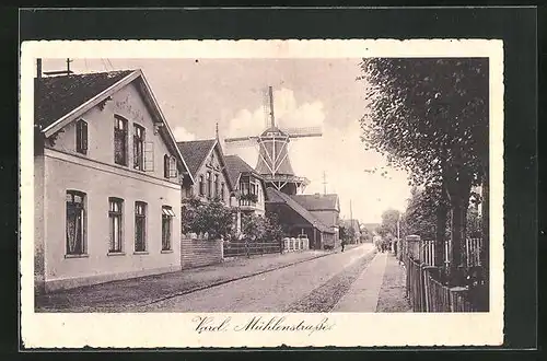 AK Varel i. O., Mühlenstrasse mit Windmühle