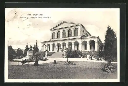 AK Bad Brückenau, Kursaal mit Denkmal König Ludwig I.