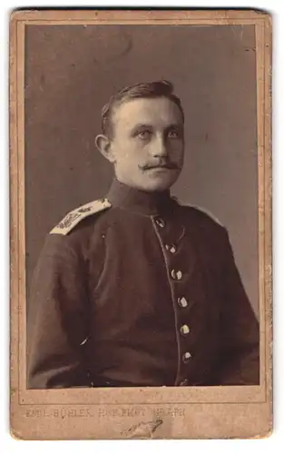 Fotografie Emil Bühler, Mannheim, Portrait Soldat in Uniform