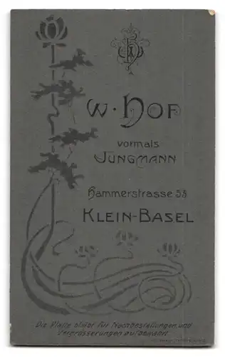 Fotografie W. Hof, Klein-Basel, Hammerstrase 53, Portrait elegant gekleideter Herr mit Henriquatre-Bart