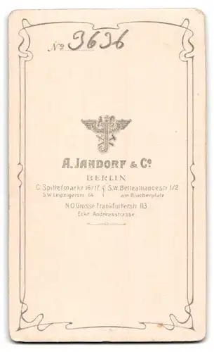 Fotografie A. Jandorf & Co., Berlin-SW, Bellealliancestrasse 1-2, Portrait modisch gekleideter Herr mit Oberlippenbart