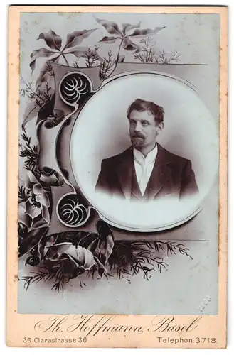 Fotografie Th. Hoffmann, Basel, Clarastr. 36, Portrait Herr im Anzug mit Schlips und Bart