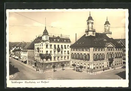 AK Tuttlingen, Marktplatz mit Sparkasse und Rathaus