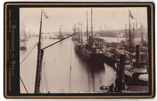 Fotografie E.V. Harboe, Köbenhavn, Ansicht Köbenhavn, Frachtschiffe im Hafen