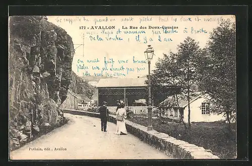 AK Avallon, La Rue des Deux-Cousins