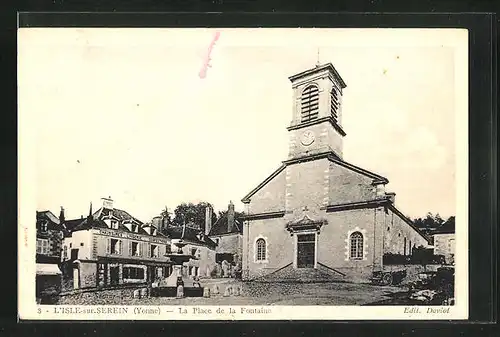 AK L`Isle-sur-Serein, La Place de la Fontaine