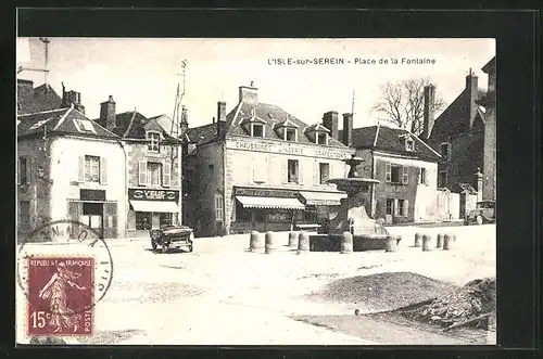 AK L`Isle-sur-Serein, Place de la Fontaine