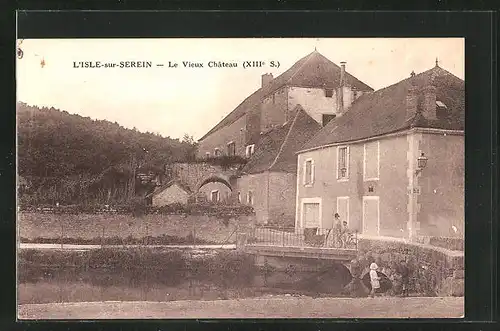 AK L`Isle-sur-Serein, Le Vieux Chateau