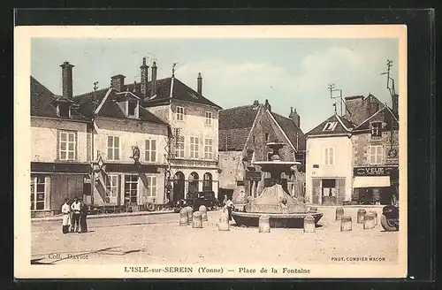 AK L`Isle-sur-Serein, Place de la Fontaine