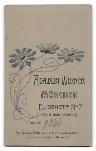 Fotografie Adalbert Werner, München, Elisenstr. 7, Portrait zwei bildschöne junge Frauen mit Flechtfrisuren