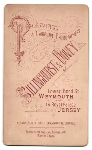 Fotografie Billingshurst & Dovey, Weymouth, Lower Bond St., Portrait charmanter junger Mann mit Schnurrbart
