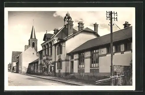 AK Saint-Martin-sur-Ouanne, Mairie et Ecole